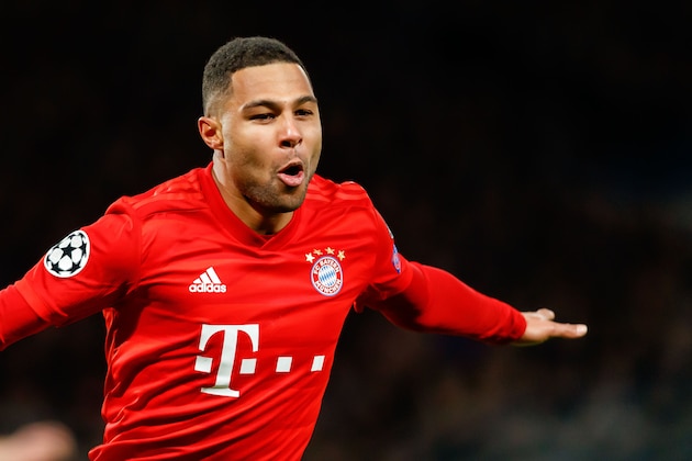 LONDON, ENGLAND - FEBRUARY 25: (BILD ZEITUNG OUT) Serge Gnabry of FC Bayern Muenchen celebrates after scoring his team's second goal during the UEFA Champions League round of 16 first leg match between Chelsea FC and FC Bayern Muenchen at Stamford Bridge on February 25, 2020 in London, United Kingdom. (Photo by Roland Krivec/DeFodi Images via Getty Images)