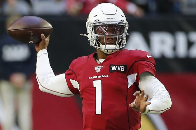 Arizona Cardinals quarterback Kyler Murray (1) throws against the Cleveland Browns during the first half of an NFL football game, Sunday, Dec. 15, 2019, in Glendale, Ariz. (AP Photo/Rick Scuteri)