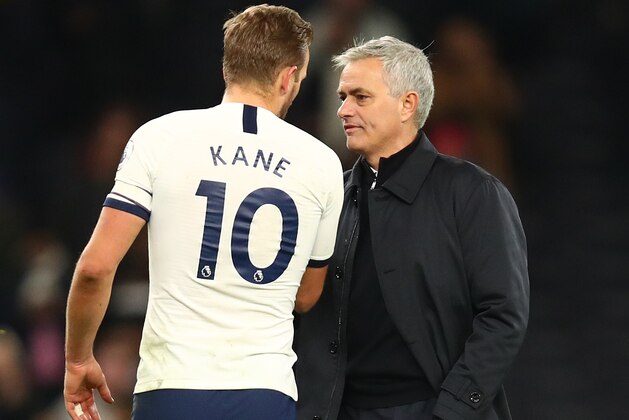 LONDON, ENGLAND - NOVEMBER 30:  Jose Mourinho, Manager of Tottenham Hotspur congratulates Harry Kane of Tottenham Hotspur following the Premier League match between Tottenham Hotspur and AFC Bournemouth  at Tottenham Hotspur Stadium on November 30, 2019 in London, United Kingdom. (Photo by Julian Finney/Getty Images)