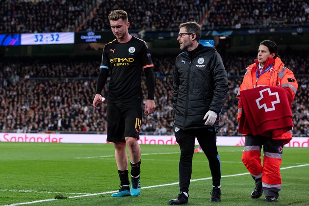 MADRID, SPAIN - FEBRUARY 26: (BILD ZEITUNG OUT) Aymeric Laporte of Manchester City looks dejected during the UEFA Champions League round of 16 first leg match between Real Madrid and Manchester City at Bernabeu on February 26, 2020 in Madrid, Spain. (Photo by Alejandro Rios/DeFodi Images via Getty Images) MADRID, SPAIN - FEBRUARY 26: (BILD ZEITUNG OUT) Aymeric Laporte of Manchester City looks dejected during the UEFA Champions League round of 16 first leg match between Real Madrid and Manchester City at Bernabeu on February 26, 2020 in Madrid, Spain. (Photo by Alejandro Rios/DeFodi Images via Getty Images)