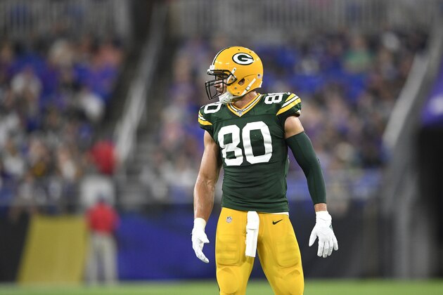 Green Bay Packers tight end Jimmy Graham lines up for a play against the Baltimore Ravens during the first half of a NFL football preseason game, Thursday, Aug. 15, 2019, in Baltimore. (AP Photo/Nick Wass)