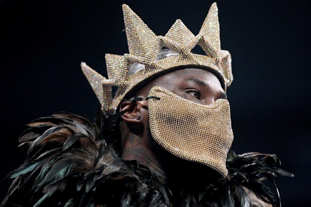 LOS ANGELES, CA - DECEMBER 01: Deontay Wilder costume as he enters the ring to fight Tyson Fury during the WBC Heavyweight Championship at Staples Center on December 1, 2018 in Los Angeles, California. (Photo by Harry How/Getty Images) LOS ANGELES, CA - DECEMBER 01: Deontay Wilder costume as he enters the ring to fight Tyson Fury during the WBC Heavyweight Championship at Staples Center on December 1, 2018 in Los Angeles, California. (Photo by Harry How/Getty Images)
