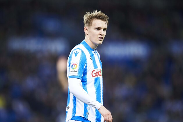 SAN SEBASTIAN, SPAIN - FEBRUARY 28: Martin Odegaard of Real Sociedad reacts during the Liga match between Real Sociedad and Real Valladolid CF at Estadio Anoeta on February 28, 2020 in San Sebastian, Spain. (Photo by Juan Manuel Serrano Arce/Getty Images)