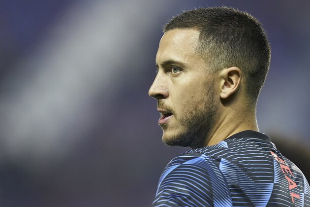 VALENCIA, SPAIN - FEBRUARY 22: Eden Hazard of Real Madrid warms up prior to the La Liga match between Levante UD and Real Madrid CF at Ciutat de Valencia on February 22, 2020 in Valencia, Spain. (Photo by Mateo Villalba/Quality Sport Images/Getty Images)
