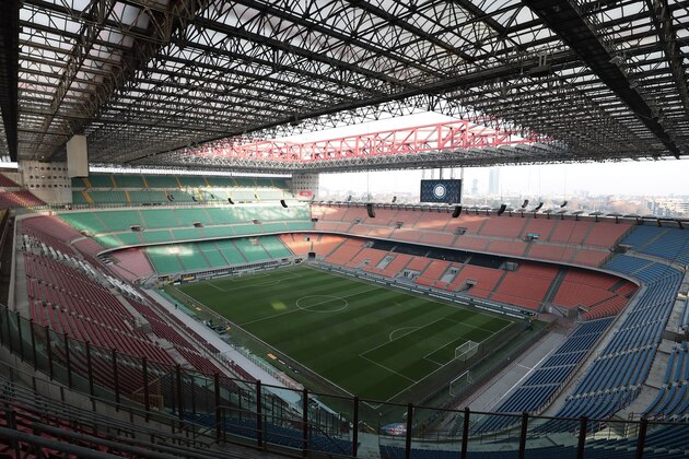 MILAN, ITALY - JANUARY 13:  General view of the San Siro Stadium empty (the fans of Internazionale are disqualificatio for racist shouts) prior to the Coppa Italia match between FC Internazionale v Benevento Calcio at Stadio Giuseppe Meazza on January 13, 2019 in Milan, Italy.  (Photo by Emilio Andreoli/Getty Images)