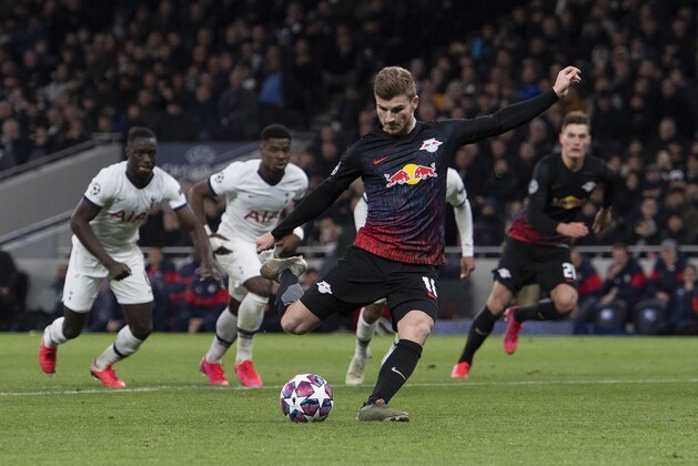 LONDON, ENGLAND - FEBRUARY 19: Timo Werner of RB Leipzig converts a penalty for the winning goal during the UEFA Champions League round of 16 first leg match between Tottenham Hotspur and RB Leipzig at Tottenham Hotspur Stadium on February 19, 2020 in London, United Kingdom. (Photo by Visionhaus)