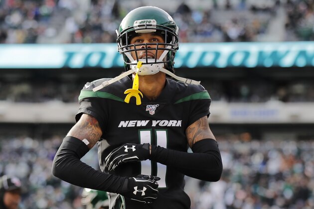 New York Jets wide receiver Robby Anderson (11) reacts after scoring a touchdown in the second quarter of an NFL football game against the Miami Dolphins, Sunday, Dec. 8, 2019, in East Rutherford, N.J. (AP Photo/Adam Hunger)