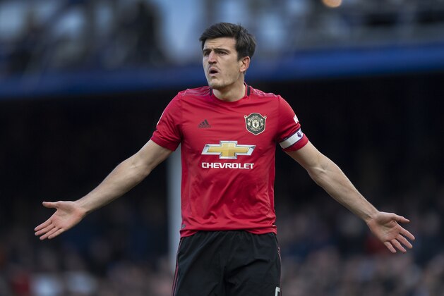 LIVERPOOL, ENGLAND - MARCH 01: Harry Maguire of Manchester United complains to the referees assistant during the Premier League match between Everton FC and Manchester United at Goodison Park on March 01, 2020 in Liverpool, United Kingdom. (Photo by Visionhaus)