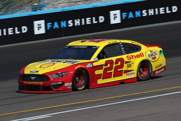 AVONDALE, ARIZONA - MARCH 06:  Joey Logano, driver of the #22 Shell Pennzoil Ford, practices during practice for the NASCAR Cup Series FanShield 500 at Phoenix Raceway on March 06, 2020 in Avondale, Arizona. (Photo by Chris Graythen/Getty Images)