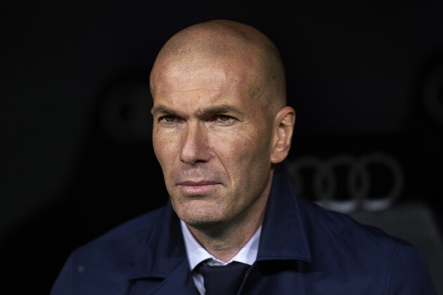 MADRID, SPAIN - MARCH 01: Manager Zinedine Zidane of Real Madrid looks on prior the game during the Liga match between Real Madrid CF and FC Barcelona at Estadio Santiago Bernabeu on March 01, 2020 in Madrid, Spain. (Photo by Diego Souto/Quality Sport Images/Getty Images)