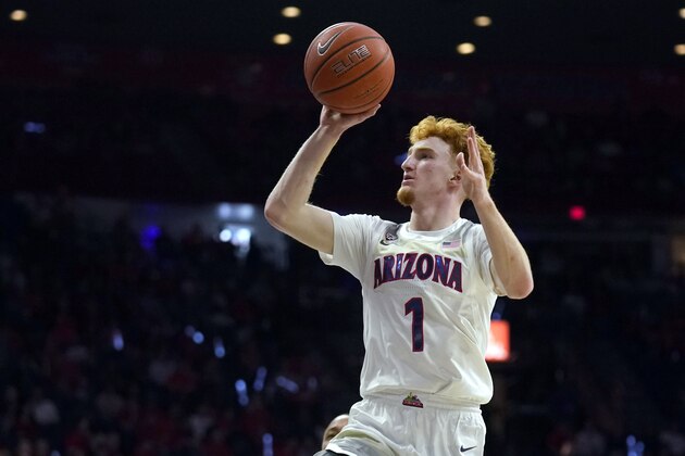 Arizona guard Nico Mannion shoots against Washington State during the second half of an NCAA college basketball game Thursday, March 5, 2020, in Tucson, Ariz. Arizona won 83-62. (AP Photo/Rick Scuteri)