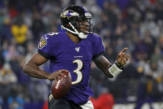 BALTIMORE, MD - DECEMBER 29: Robert Griffin III #3 of the Baltimore Ravens scrambles against the Pittsburgh Steelers during the first half at M&T Bank Stadium on December 29, 2019 in Baltimore, Maryland. (Photo by Scott Taetsch/Getty Images)