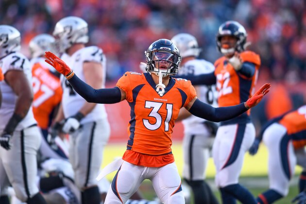 DENVER, CO - DECEMBER 29: Justin Simmons #31 of the Denver Broncos signals a missed field goal in the first quarter of a game against the Oakland Raiders at Empower Field at Mile High on December 29, 2019 in Denver, Colorado. (Photo by Dustin Bradford/Getty Images) DENVER, CO - DECEMBER 29: Justin Simmons #31 of the Denver Broncos signals a missed field goal in the first quarter of a game against the Oakland Raiders at Empower Field at Mile High on December 29, 2019 in Denver, Colorado. (Photo by Dustin Bradford/Getty Images)