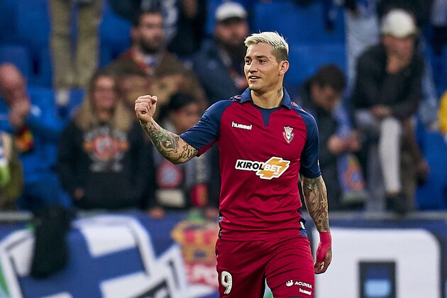 BARCELONA, SPAIN - DECEMBER 01: Chimy Avila of CA Osasuna celebrates their team's second goal during the Liga match between RCD Espanyol and CA Osasuna at RCDE Stadium on December 01, 2019 in Barcelona, Spain. (Photo by Quality Sport Images/Getty Images)