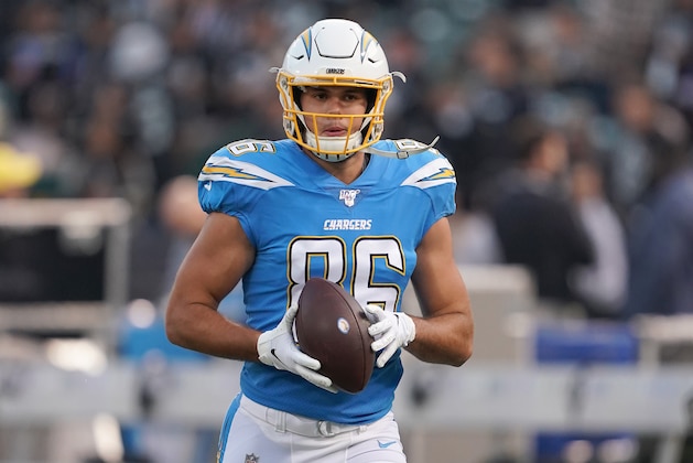 OAKLAND, CALIFORNIA - NOVEMBER 07: Hunter Henry #86 of the Los Angeles Chargers warms up during pregame warm ups prior to the start of his game against the Oakland Raiders at RingCentral Coliseum on November 07, 2019 in Oakland, California. (Photo by Thearon W. Henderson/Getty Images)