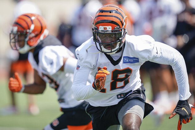 Cincinnati Bengal wide receiver A.J. Green (18) runs a play during the first day of NFL football training camp Saturday, July 27, 2019, in Dayton, Ohio. (AP Photo/Bryan Woolston)