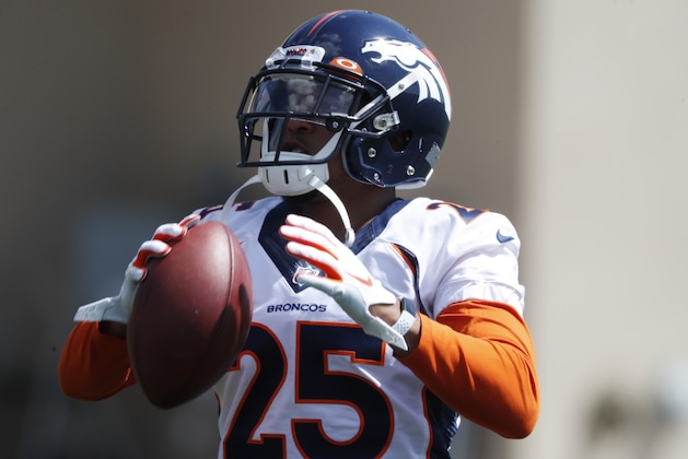 Denver Broncos cornerback Chris Harris takes part in an NFL football practice Tuesday, Aug. 27, 2019, at the team's headquarters in Englewood, Colo. (AP Photo/David Zalubowski)