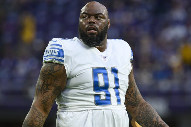 MINNEAPOLIS, MN - DECEMBER 08: A'Shawn Robinson #91 of the Detroit Lions on the field before the game against the Minnesota Vikings at U.S. Bank Stadium on December 8, 2019 in Minneapolis, Minnesota. (Photo by Stephen Maturen/Getty Images)