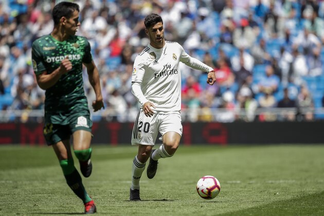 MADRID, SPAIN - MAY 19: Marco Asensio of Real Madrid during the La Liga Santander  match between Real Madrid v Real Betis Sevilla at the Santiago Bernabeu on May 19, 2019 in Madrid Spain (Photo by David S. Bustamante/Soccrates/Getty Images)