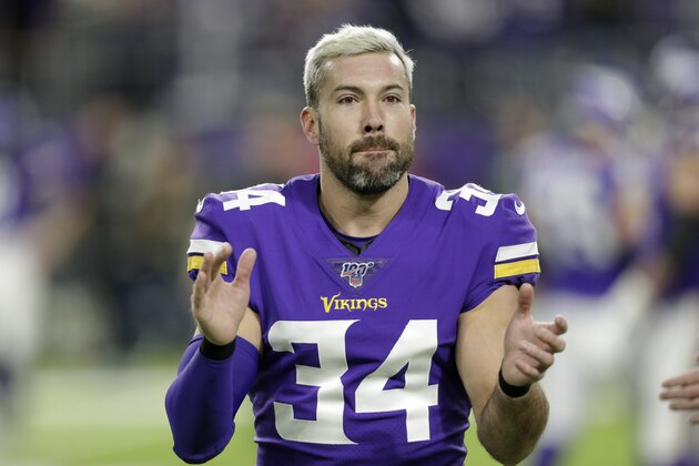 Minnesota Vikings strong safety Andrew Sendejo warms up before an NFL football game against the Green Bay Packers, Monday, Dec. 23, 2019, in Minneapolis. (AP Photo/Andy Clayton-King)