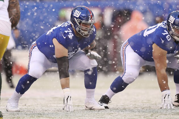 New York Giants offensive tackle Mike Remmers (74) gets set before a play during the first half of an NFL football game against the Green Bay Packers, Sunday, Dec. 1, 2019, in East Rutherford, N.J. The Green Bay Packers won 31-13. (AP Photo/Steve Luciano)