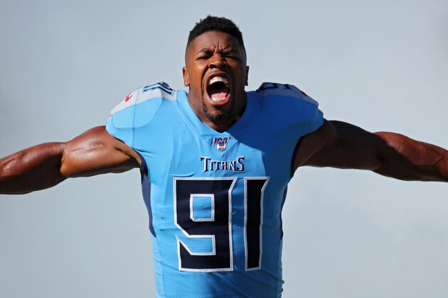 NASHVILLE, TENNESSEE - NOVEMBER 10: Linebacker Cameron Wake #91 of the Tennessee Titans is introduced before playing against the Kansas City Chiefs at Nissan Stadium on November 10, 2019 in Nashville, Tennessee. (Photo by Brett Carlsen/Getty Images)