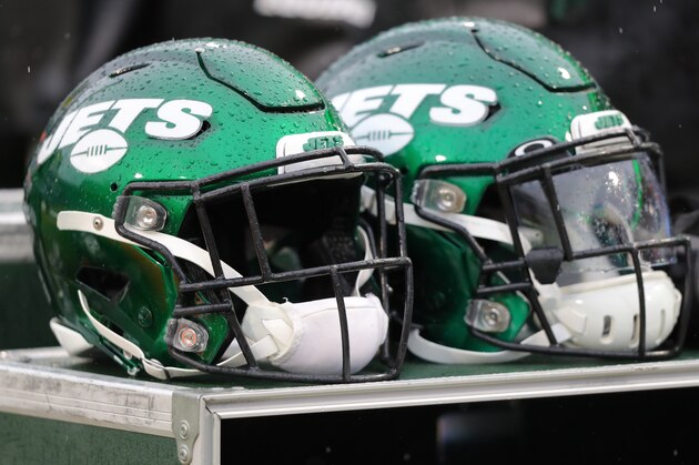 ORCHARD PARK, NY - DECEMBER 29:  A general view of a New York Jets helmet before a game against the Buffalo Bills at New Era Field on December 29, 2019 in Orchard Park, New York.  Jets beat the Bills 13 to 6.  (Photo by Timothy T Ludwig/Getty Images)