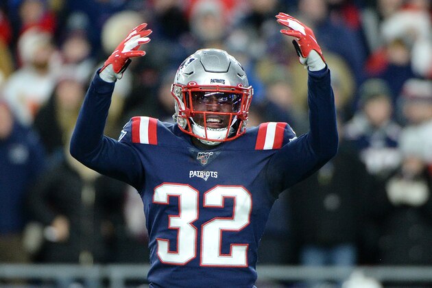 FOXBOROUGH, MASSACHUSETTS - DECEMBER 08: Devin McCourty #32 of the New England Patriots reacts during the second half against the Kansas City Chiefs in the game at Gillette Stadium on December 08, 2019 in Foxborough, Massachusetts. (Photo by Kathryn Riley/Getty Images)