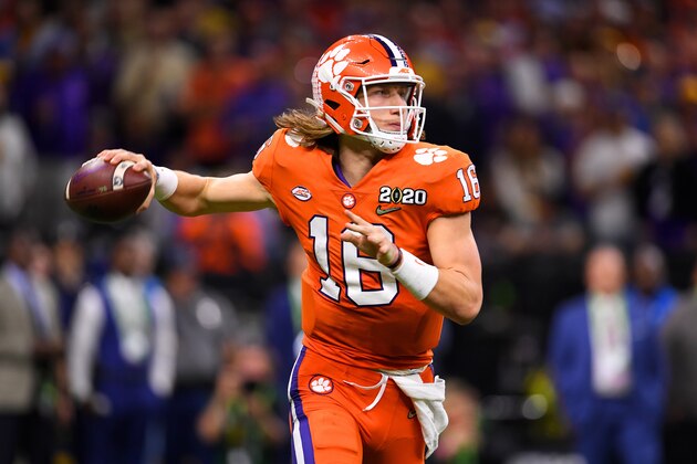 NEW ORLEANS, LA - JANUARY 13: Trevor Lawrence #16 of the Clemson Tigers passes against the LSU Tigers during the College Football Playoff National Championship held at the Mercedes-Benz Superdome on January 13, 2020 in New Orleans, Louisiana. (Photo by Jamie Schwaberow/Getty Images)
