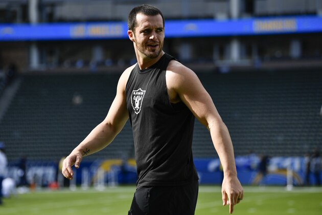 Oakland Raiders quarterback Derek Carr warms up before an NFL football game against the Los Angeles Chargers in Carson, Calif., Sunday, Dec. 22, 2019. (AP Photo/Kelvin Kuo)