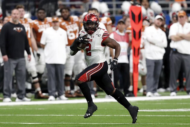 SAN ANTONIO, TX - DECEMBER 31:  Zack Moss #2 of the Utah Utes runs the ball in the second quarter against the Texas Longhorns during the Valero Alamo Bowl at the Alamodome on December 31, 2019 in San Antonio, Texas.  (Photo by Tim Warner/Getty Images)