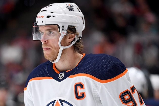 ANAHEIM, CALIFORNIA - FEBRUARY 25:  Connor McDavid #97 of the Edmonton Oilers during a 4-3 Anaheim Ducks overtime win at Honda Center on February 25, 2020 in Anaheim, California. (Photo by Harry How/Getty Images)