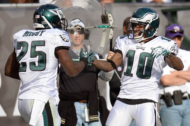 OAKLAND, CA - NOVEMBER 03:  LeSean McCoy #25 and DeSean Jackson #10 of the Philadelphia Eagles celebrates after McCoy scored on a twenty five yard touchdown pass play against the Oakland Raiders during the third quarter at O.co Coliseum on November 3, 2013 in Oakland, California.  (Photo by Thearon W. Henderson/Getty Images)