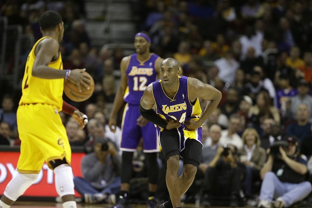 Nets' Kyrie Irving Talks About Kobe Bryant Blocking His Shot: 'I Wasn't  Ready'