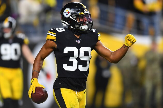 PITTSBURGH, PA - NOVEMBER 10:  Minkah Fitzpatrick #39 of the Pittsburgh Steelers in action during the game against the Los Angeles Rams at Heinz Field on November 10, 2019 in Pittsburgh, Pennsylvania. (Photo by Joe Sargent/Getty Images)