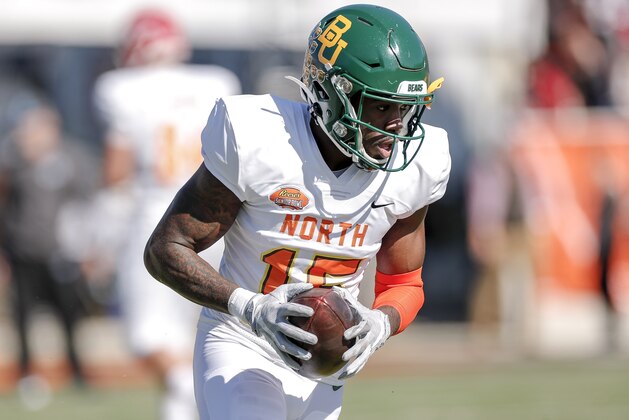 MOBILE, AL - JANUARY 25: Wide Receiver Denzel Mims #15 from Baylor of the North Team during the 2020 Resse's Senior Bowl at Ladd-Peebles Stadium on January 25, 2020 in Mobile, Alabama. The Noth Team defeated the South Team 34 to 17. (Photo by Don Juan Moore/Getty Images) MOBILE, AL - JANUARY 25: Wide Receiver Denzel Mims #15 from Baylor of the North Team during the 2020 Resse's Senior Bowl at Ladd-Peebles Stadium on January 25, 2020 in Mobile, Alabama. The Noth Team defeated the South Team 34 to 17. (Photo by Don Juan Moore/Getty Images)