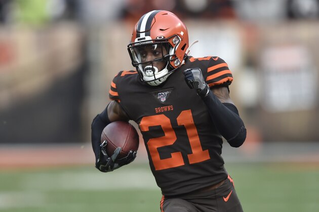 Cleveland Browns cornerback Denzel Ward scores on a 61-yard interception return during an NFL football game against the Cincinnati Bengals, Sunday, Dec. 8, 2019, in Cleveland. The Browns won 27-19. (AP Photo/David Richard)