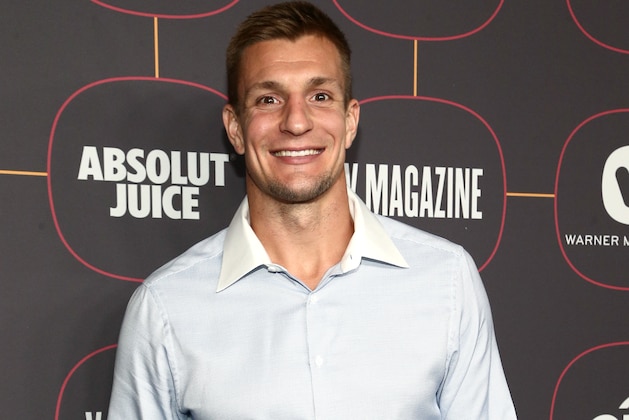 HOLLYWOOD, CALIFORNIA - JANUARY 23: Rob Gronkowski attends the Warner Music Group Pre-Grammy Party at Hollywood Athletic Club on January 23, 2020 in Hollywood, California. (Photo by Tommaso Boddi/Getty Images for Warner Music)