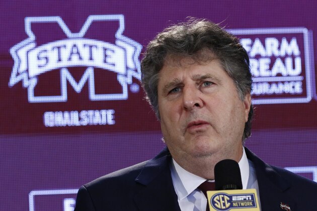New Mississippi State NCAA college football coach Mike Leach speaks at a news conference Friday, Jan. 10, 2020, at the Starkville, Miss., based university, after being officially introduced as the head coach. (AP Photo/Rogelio V. Solis)