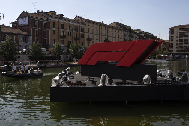 MILAN, ITALY - AUGUST 29: A giant Formula 1 logo is displayed on a floating platform at the Formula 1 Milan Festival on August 29, 2018 in Milan, Italy. The F1 Milan Festival took place in the Darsena area, center of Milan's Navigli water canals, ahead of the Formula 1 Gran Premio D'Italia 2018. (Photo by Emanuele Cremaschi/Getty Images)