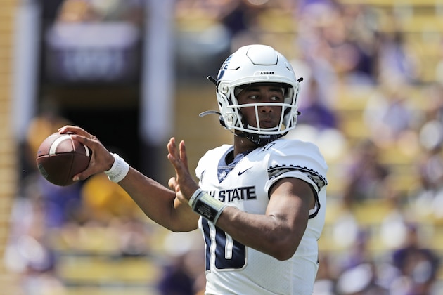 Utah State quarterback Jordan Love (10) passes in the second half of an NCAA college football game against LSU in Baton Rouge, La., Saturday, Oct. 5, 2019. LSU won 42-6. (AP Photo/Gerald Herbert)