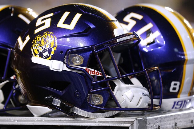 BATON ROUGE, LA - OCTOBER 20:  A color changing LSU Tigers helmet honoring LSUÕs 1918 team that didnÕt play football that season, and instead went to fight in World War I is seen during a game against the Mississippi State Bulldogs at Tiger Stadium on October 20, 2018 in Baton Rouge, Louisiana.  (Photo by Jonathan Bachman/Getty Images)