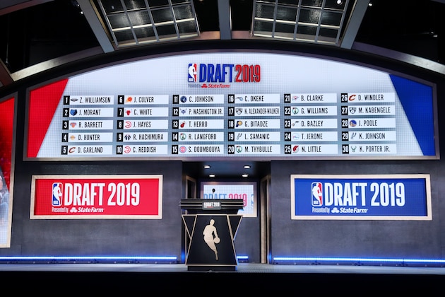 BROOKLYN, NY - JUNE 20: A general view of the stage and draft board at the end of the first round during the 2019 NBA Draft on June 20, 2019 at Barclays Center in Brooklyn, New York. NOTE TO USER: User expressly acknowledges and agrees that, by downloading and/or using this photograph, user is consenting to the terms and conditions of the Getty Images License Agreement. Mandatory Copyright Notice: Copyright 2019 NBAE (Photo by Nathaniel S. Butler/NBAE via Getty Images)