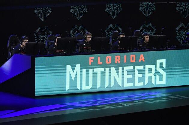 MINNEAPOLIS, MINNESOTA - JANUARY 24: The Florida Mutineers compete against Seattle Surge during day one of the Call of Duty League launch weekend at The Armory on January 24, 2020 in Minneapolis, Minnesota. (Photo by Hannah Foslien/Getty Images)
