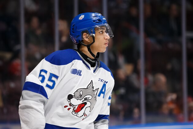 OSHAWA, ON - FEBRUARY 7: Quinton Byfield #55 of the Sudbury Wolves skates during an OHL game against the Oshawa Generals at the Tribute Communities Centre on February 7, 2020 in Oshawa, Ontario, Canada.  (Photo by Chris Tanouye/Getty Images)
