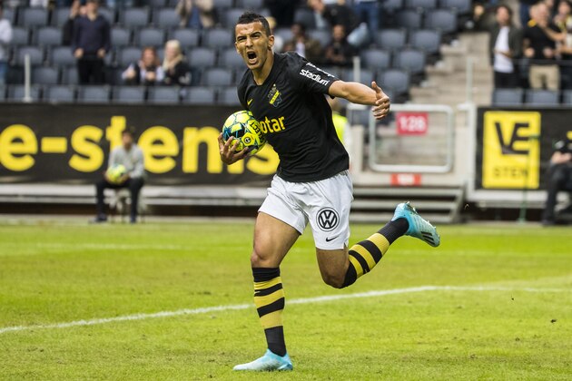 STOCKHOLM, SWEDEN - AUGUST 18: Nabil Bahoui celebrates the 1-2 goal scored by teammate Tarik Elyounoussi (not pictured) during an Allsvenskan match between AIK and Kalmar FF at Friends Arena on August 18, 2019 in Stockholm, Sweden. (Photo by Michael Campanella/Getty Images)