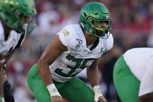 Oregon linebacker Troy Dye (35) against Stanford during the first half of an NCAA college football game on Saturday, Sept. 21, 2019, in Stanford, Calif. (AP Photo/Tony Avelar)