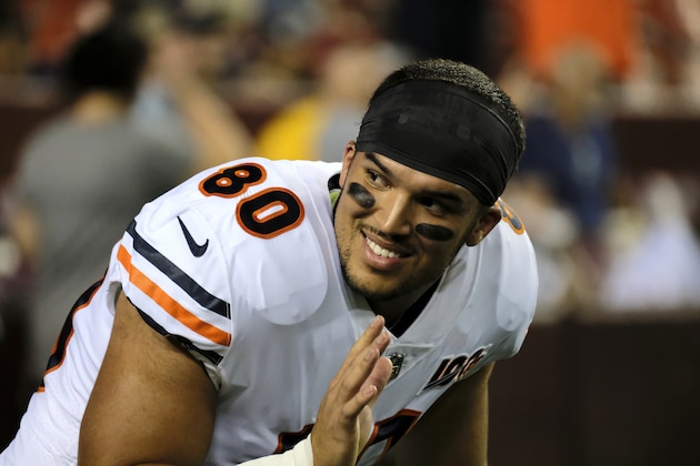 Chicago Bears tight end Trey Burton waves to fans prior to an NFL football game against the Washington Redskins, Monday, Sept. 23, 2019, in Landover, Md. (AP Photo/Mark Tenally) Chicago Bears tight end Trey Burton waves to fans prior to an NFL football game against the Washington Redskins, Monday, Sept. 23, 2019, in Landover, Md. (AP Photo/Mark Tenally)