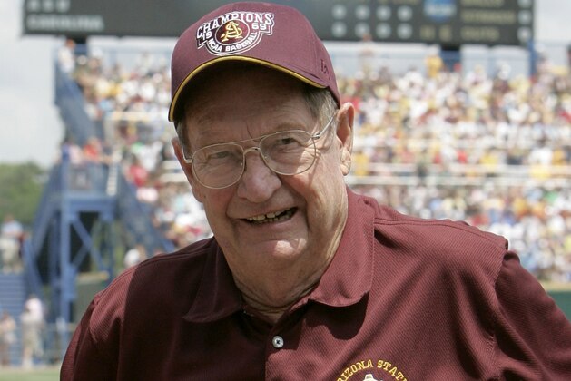 Former Arizona State coach Bobby Winkles stands by home plate at Rosenblatt Stadium in Omaha, Neb., Sunday, June 14, 2009. Coach Winkles is in Omaha for the 40th reunion of ASU's national championship team.(AP Photo/Nati Harnik) Former Arizona State coach Bobby Winkles stands by home plate at Rosenblatt Stadium in Omaha, Neb., Sunday, June 14, 2009. Coach Winkles is in Omaha for the 40th reunion of ASU's national championship team.(AP Photo/Nati Harnik)