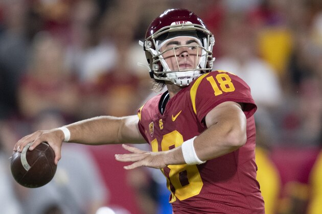 Southern California quarterback JT Daniels in an NCAA football game against Fresno State Saturday, Sept. 31, 2019, in Los Angeles. (AP Photo/Kyusung Gong)